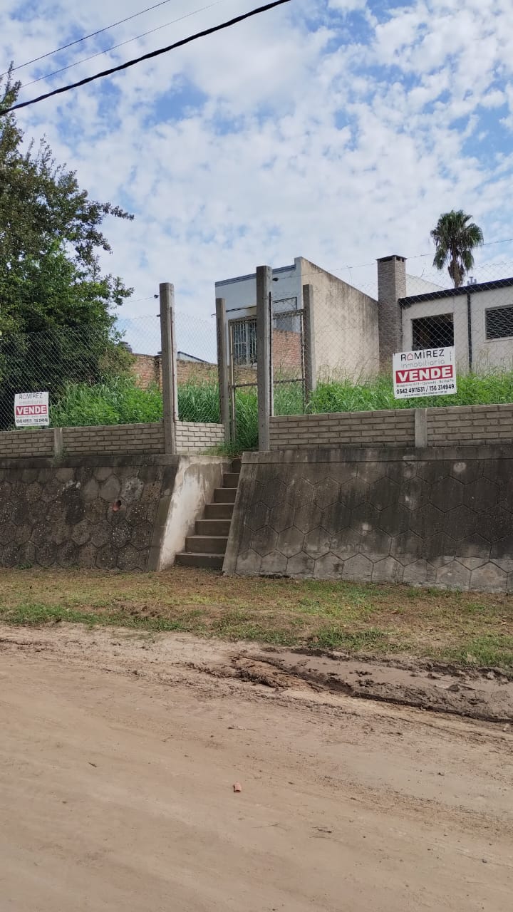 Calle Av. Dr. Héctor López entre Gral. López y Cnel. Rodríguez