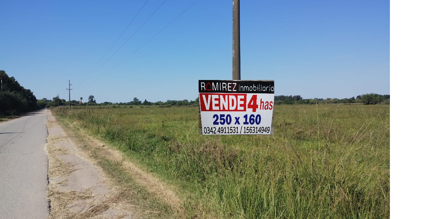 Av. Argentina entre 9 de Julio y Catamarca