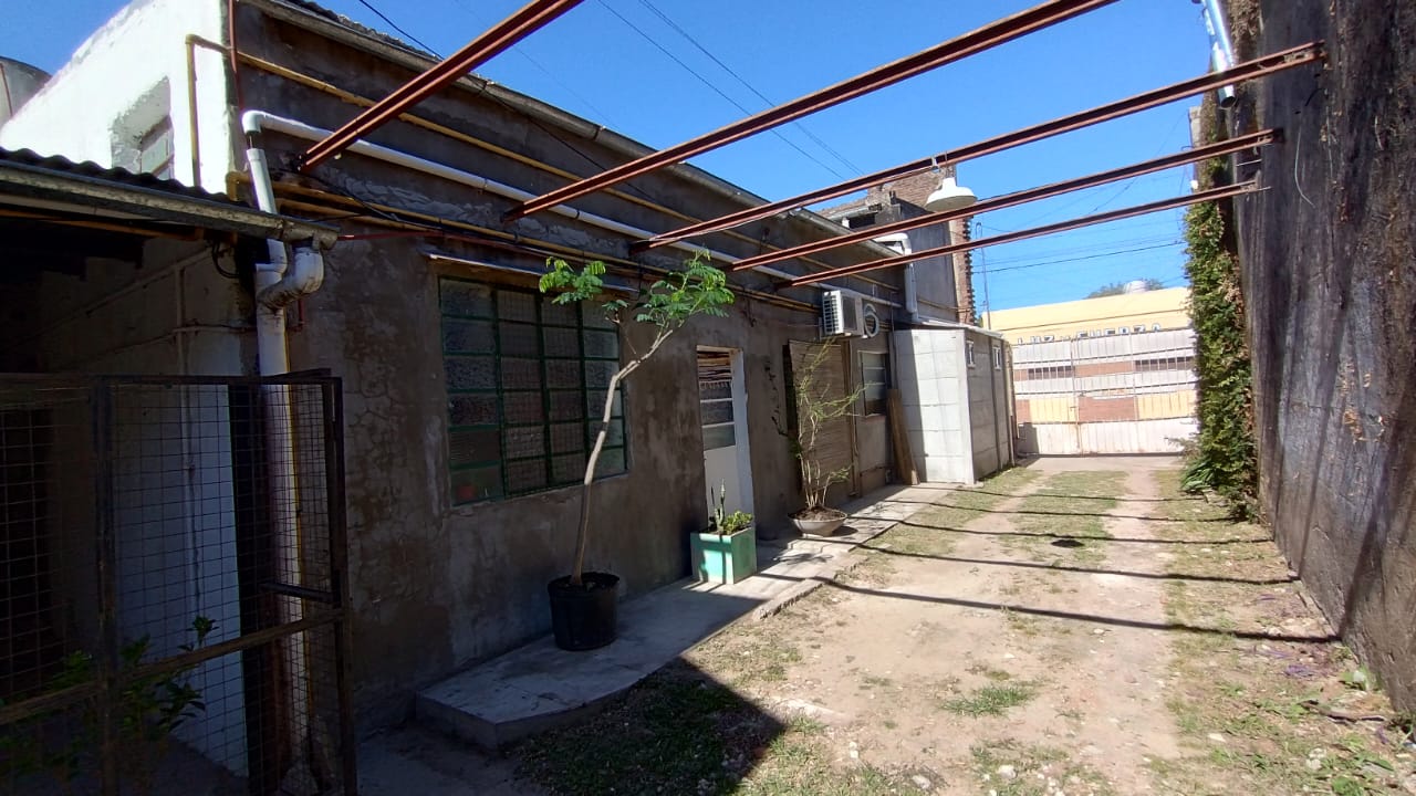 Sarmiento 1759