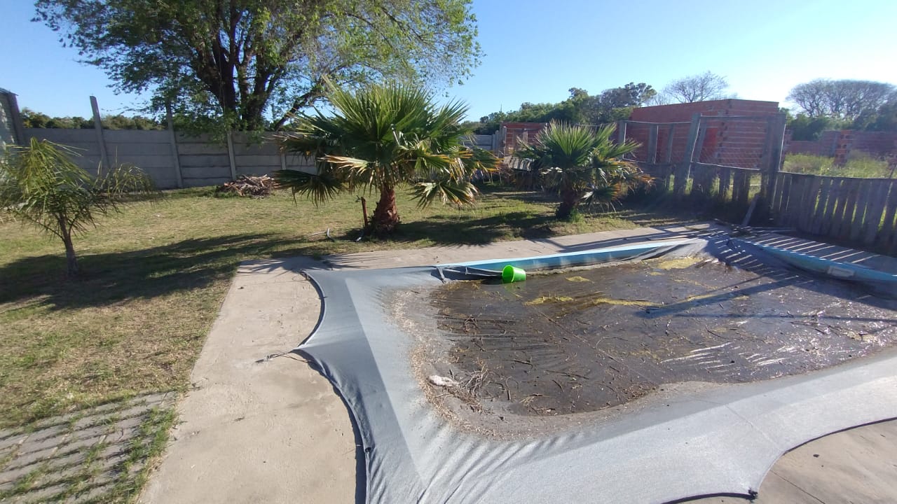 Bº Los  Paraísos - Calle Los Lapachos esq. Los Olmos