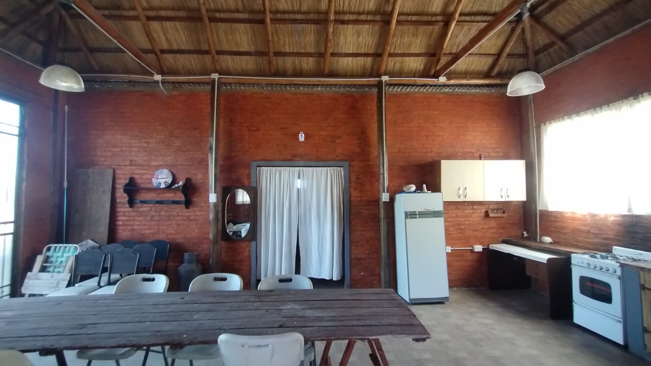 Bº Los  Paraísos - Calle Los Lapachos esq. Los Olmos