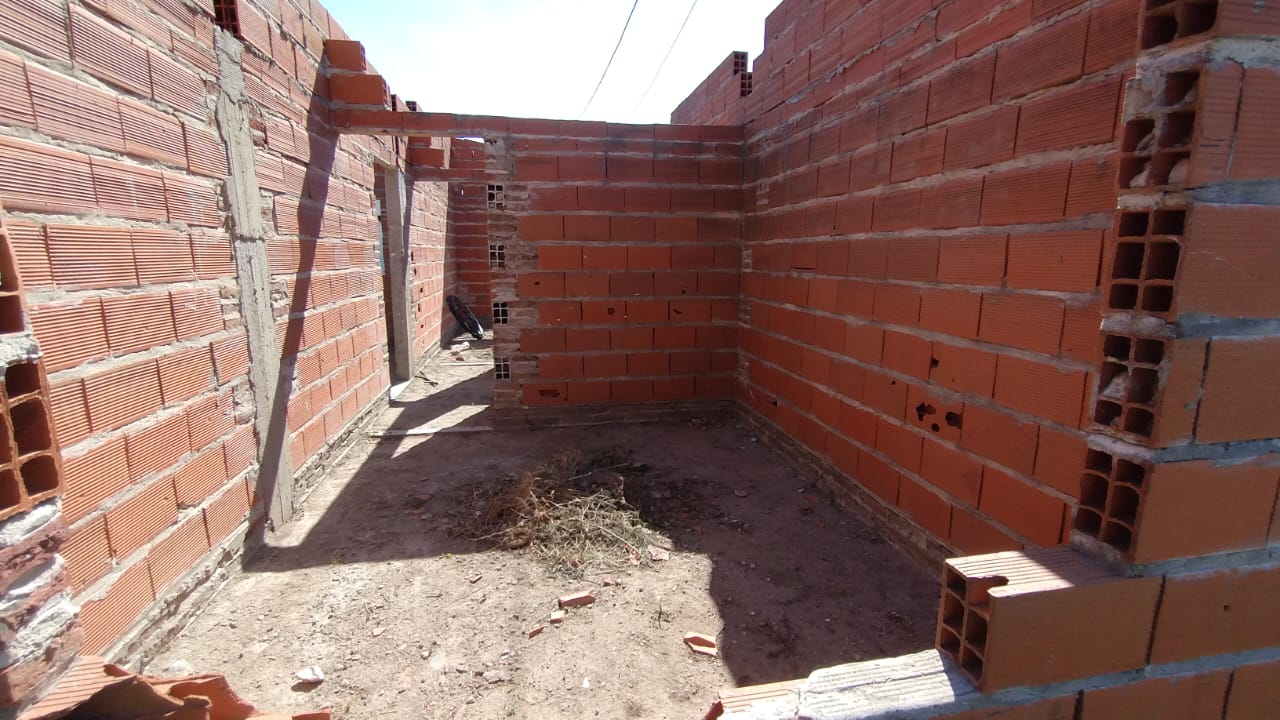 López y Planes esq. Molinas