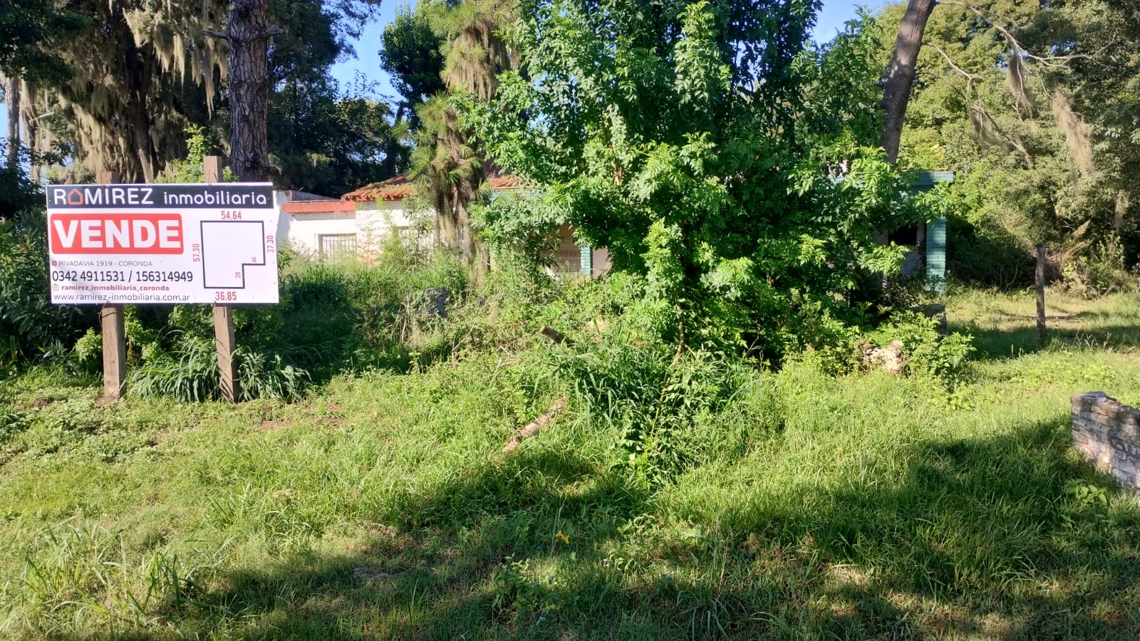 Av. Juan D. Perón (RP 64 - acceso autopista)